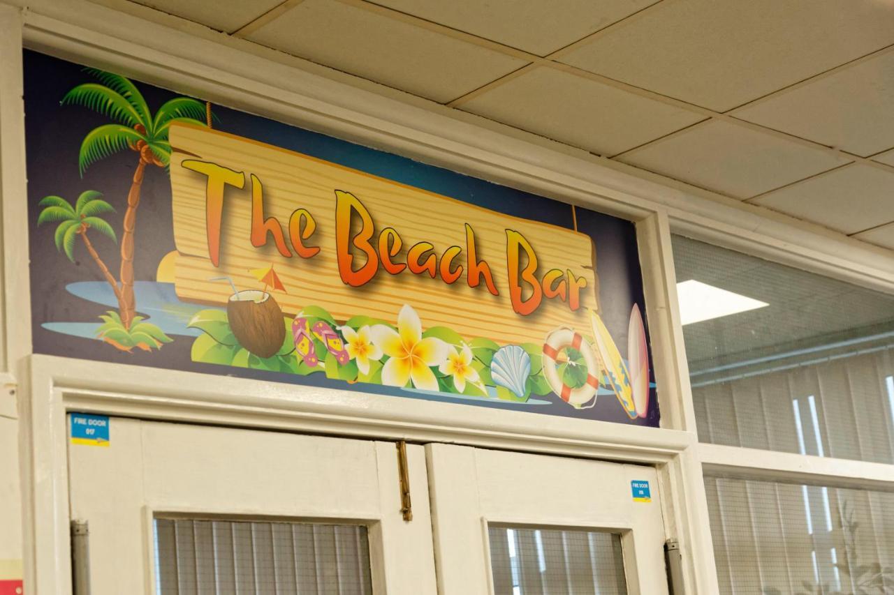 Sand Bay Holiday Village - Adults Only Weston-super-Mare Exterior foto