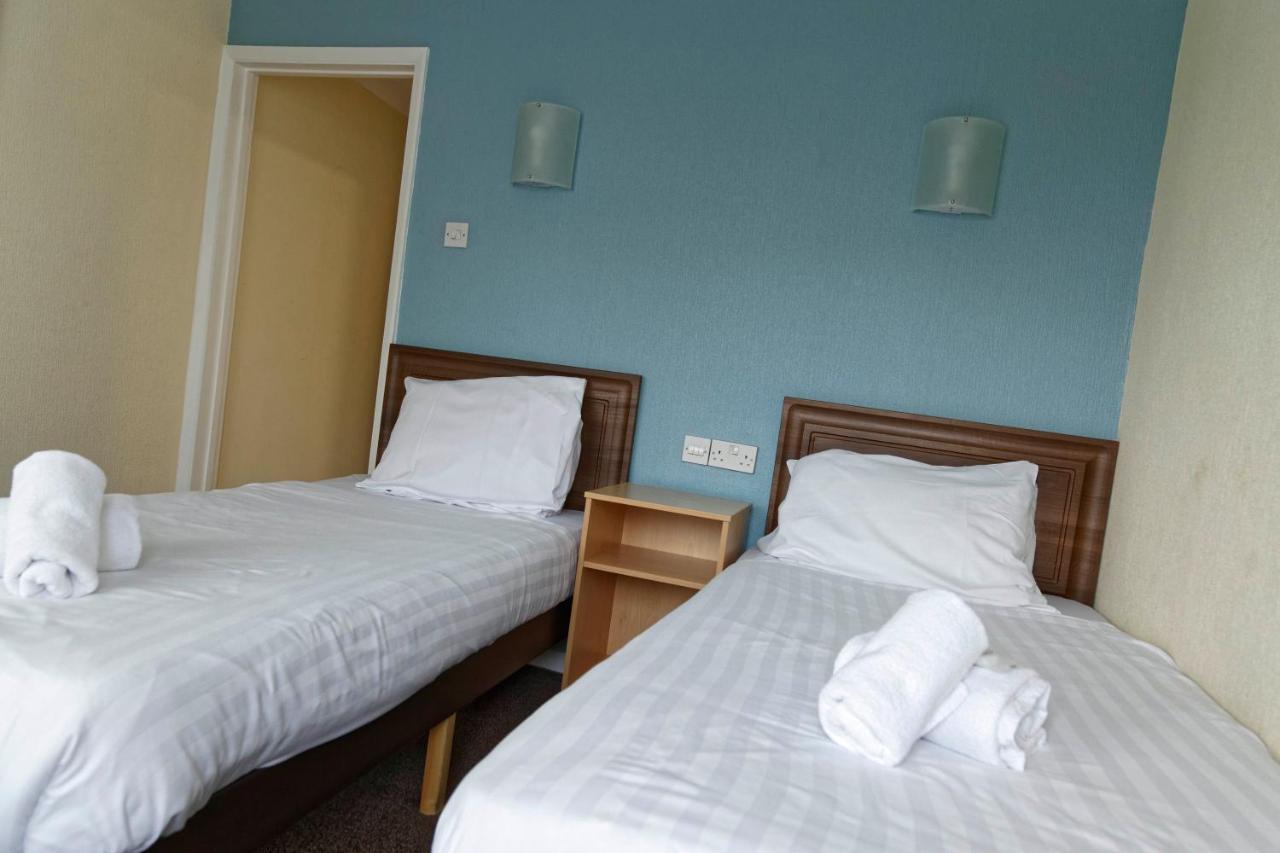 Sand Bay Holiday Village - Adults Only Weston-super-Mare Exterior foto