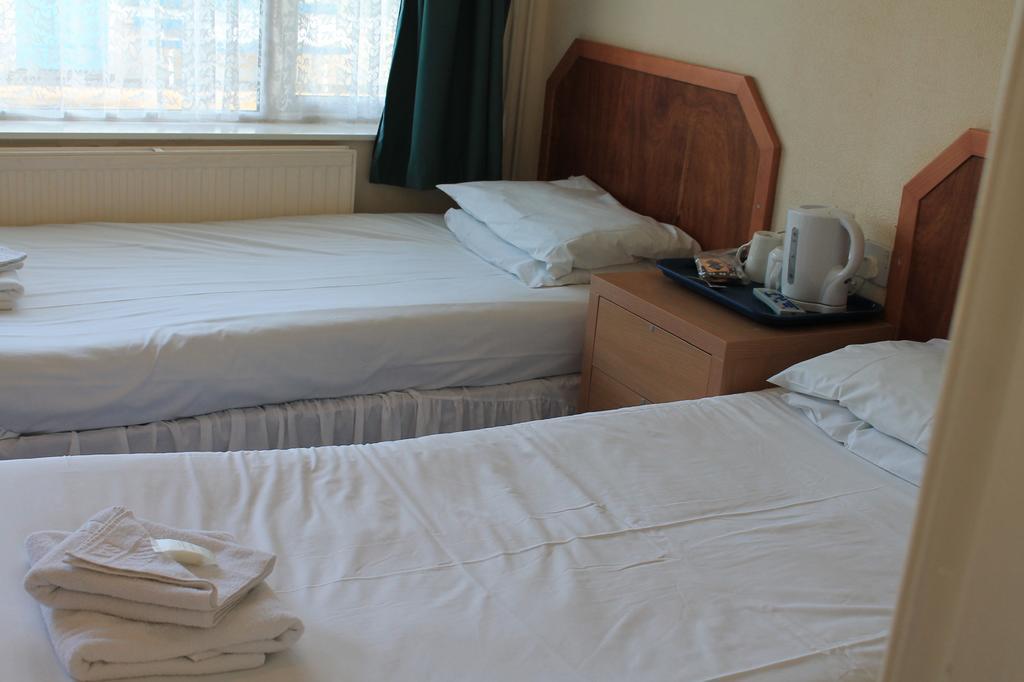 Sand Bay Holiday Village - Adults Only Weston-super-Mare Exterior foto